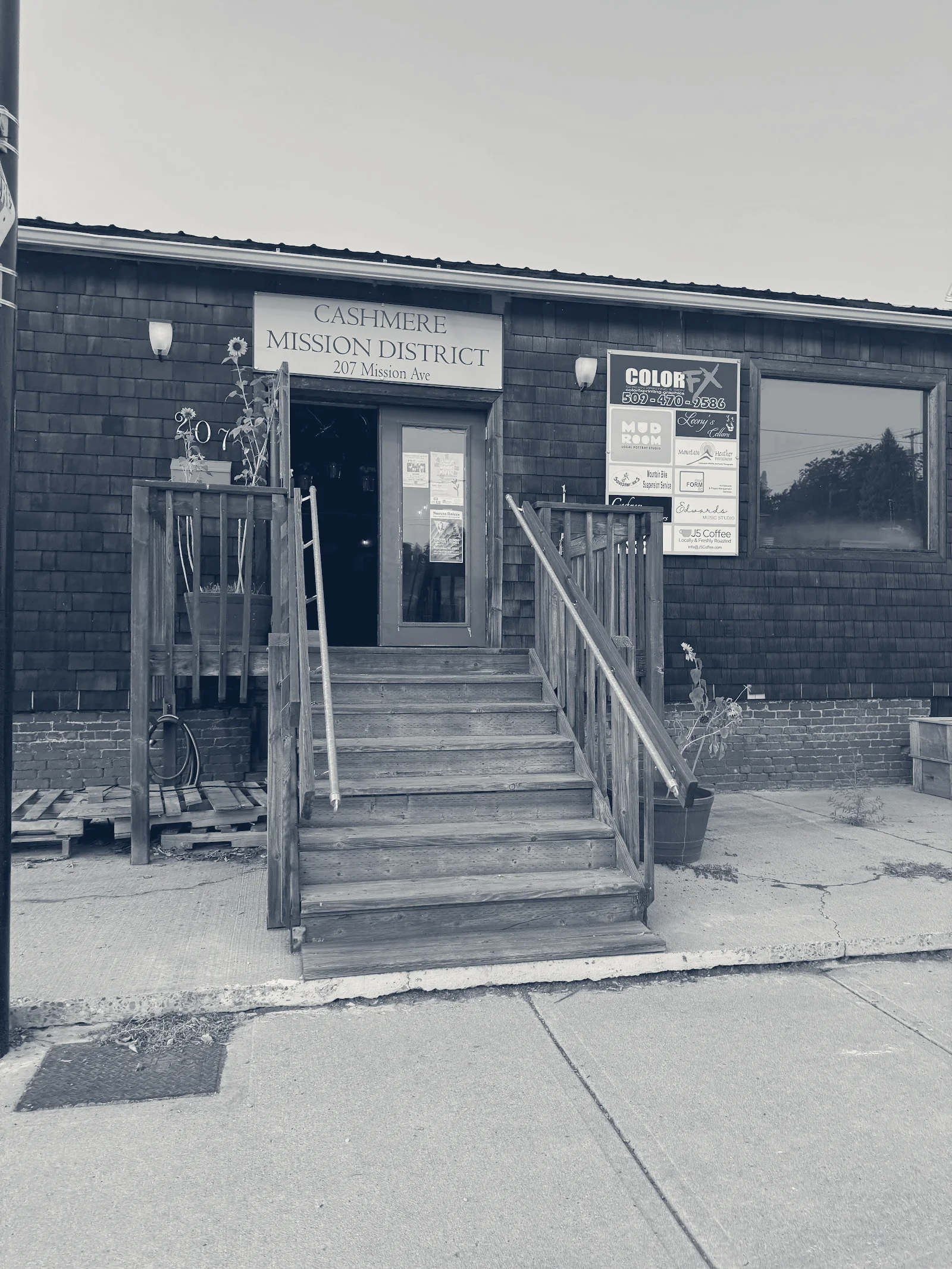 Manuka and Moon Tattoo — Cashmere, Washington