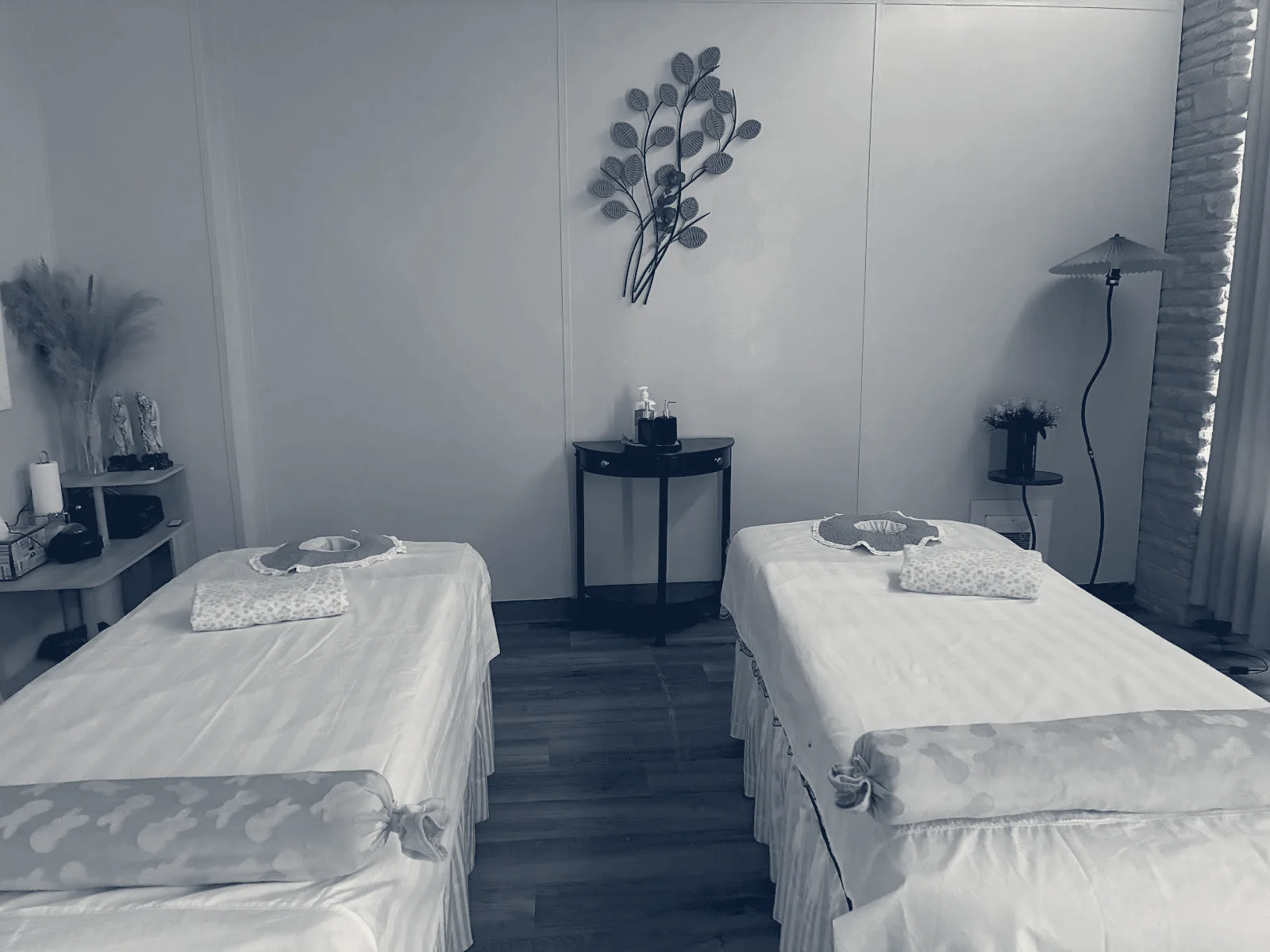 Ly Foot Spa — Moses Lake, Washington
