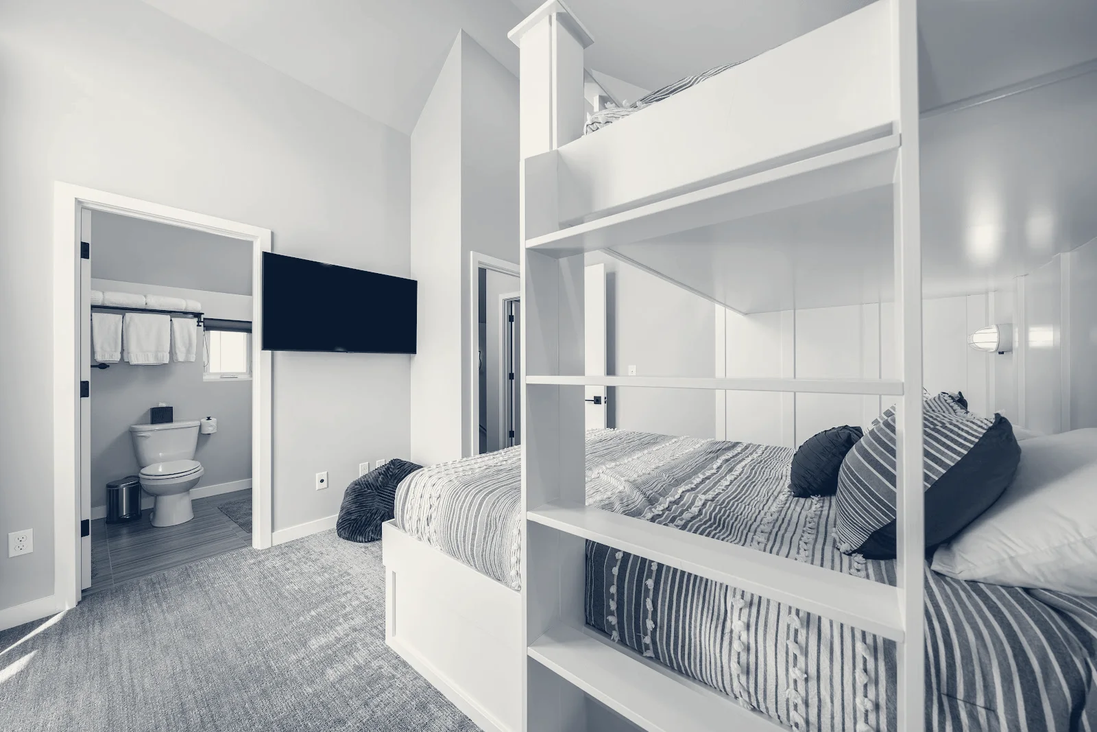 The Villa In Chelan — Chelan, Washington