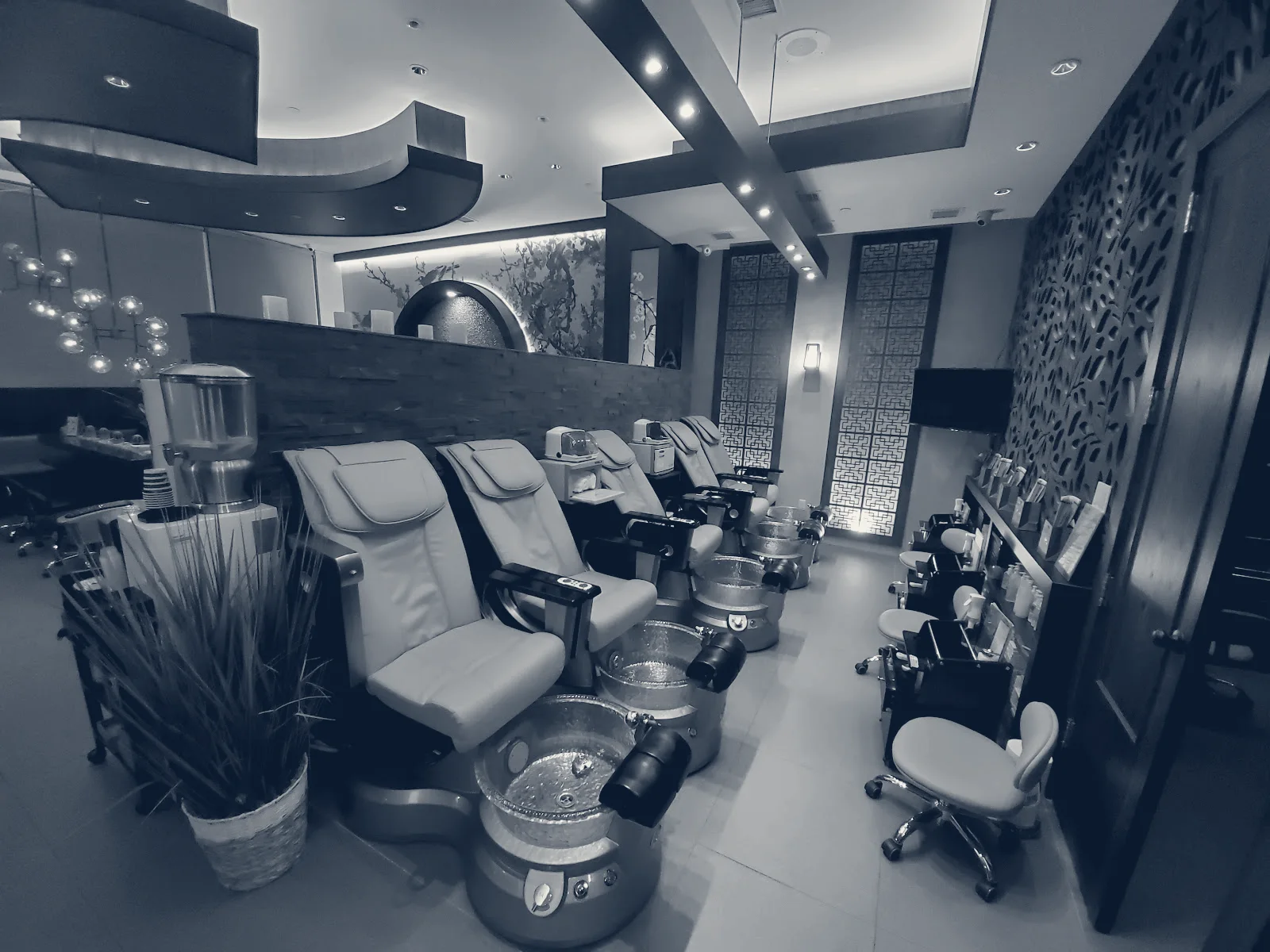 Eastern Breeze Day Spa — Roslyn, New York