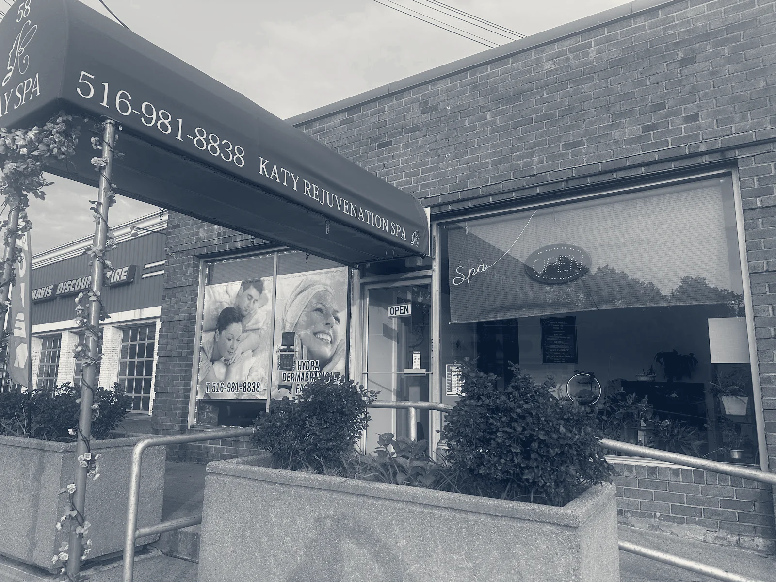 YG Rejuvenation Spa — Glen Cove, New York