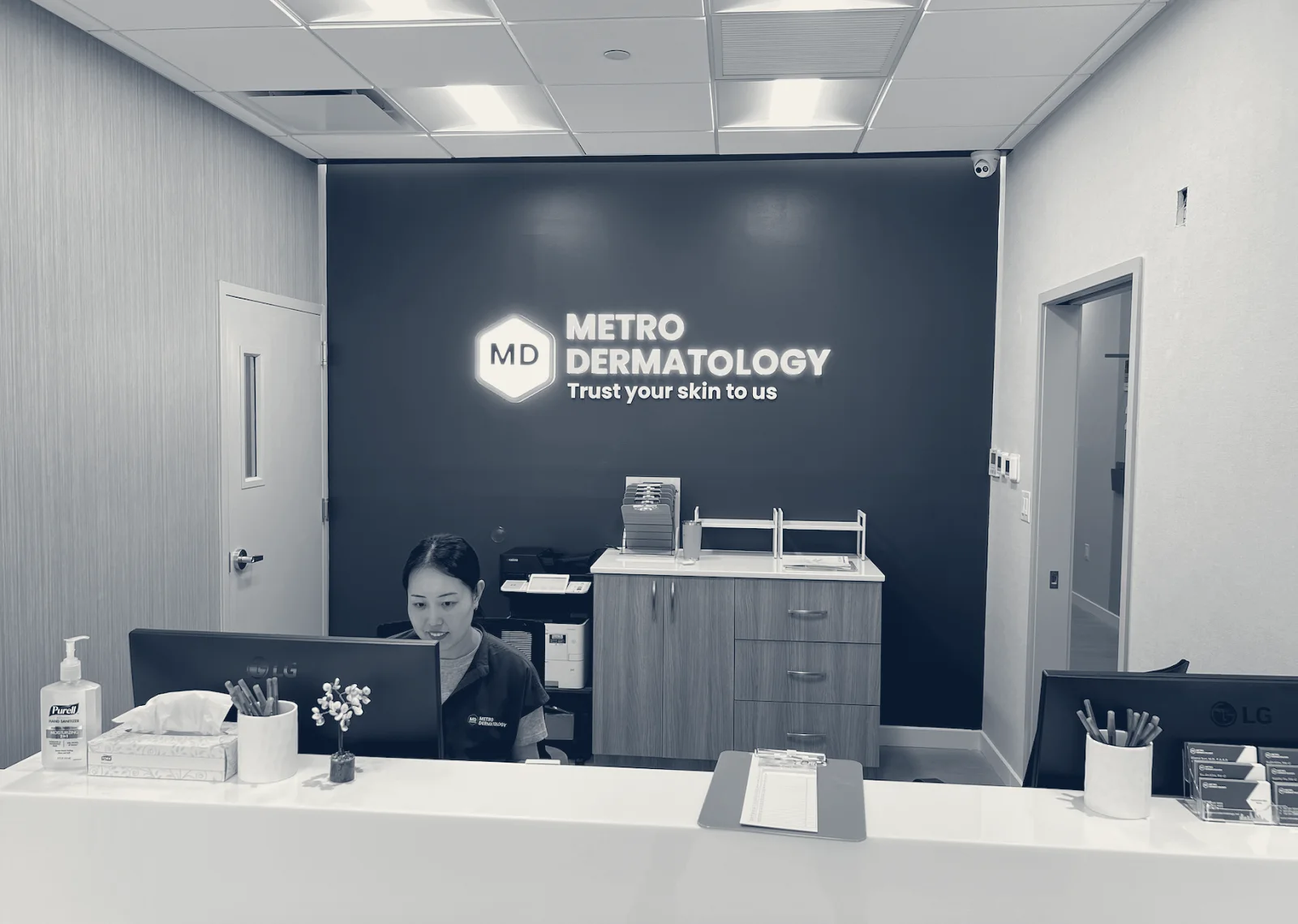 Metro Dermatology - Glen Oaks — Glen Oaks, New York
