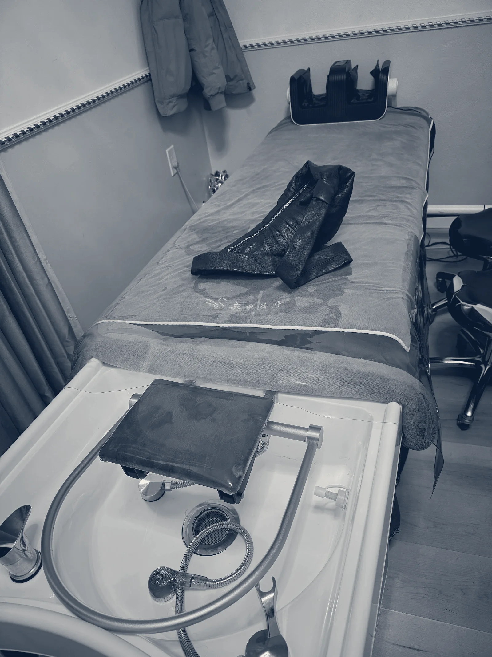 Taihuang Spa Xin Wen Zhou 24hr spa — Flushing, New York