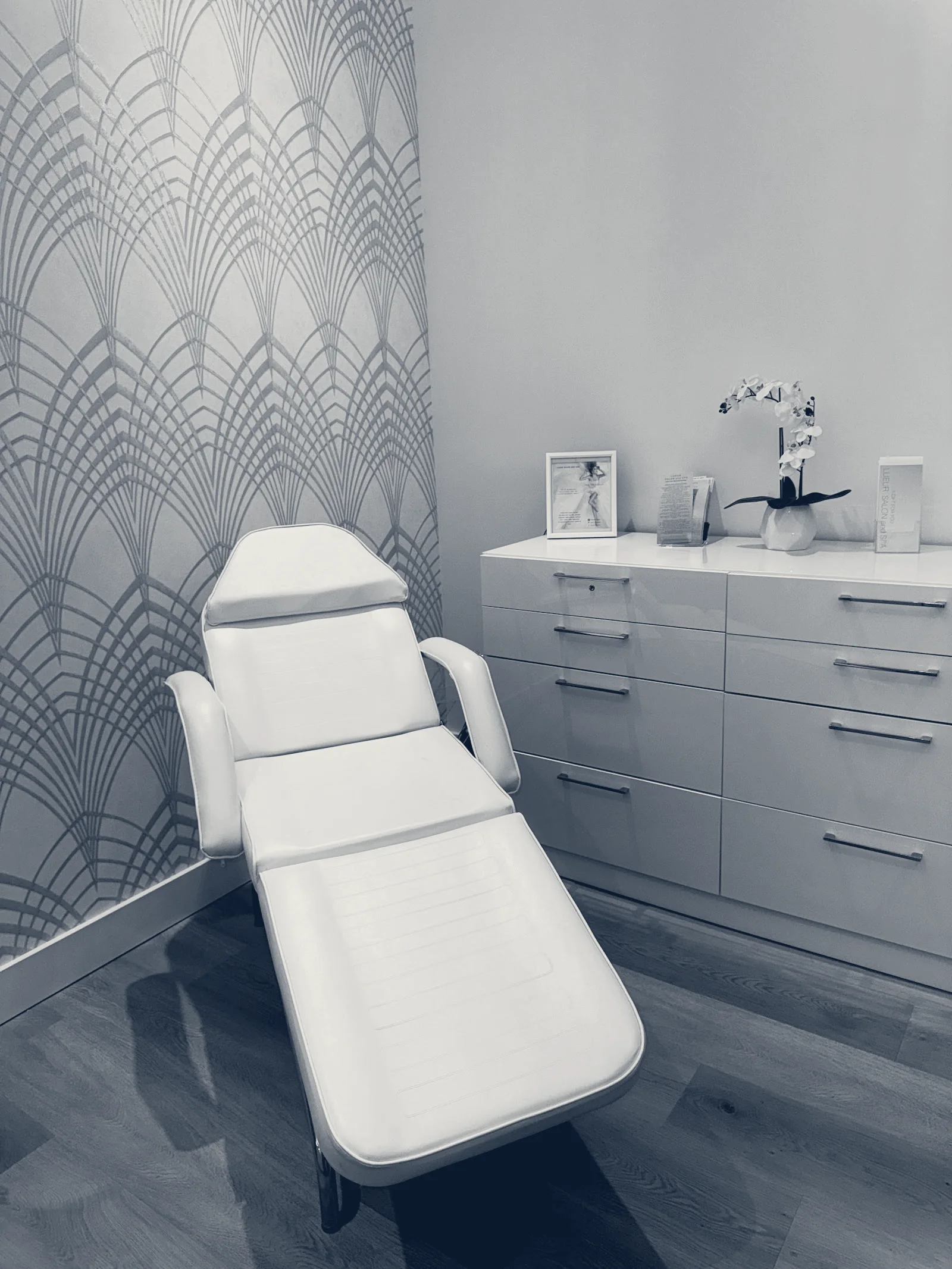 Society Elevated Lounge (MedSpa) — Farmingdale, New York
