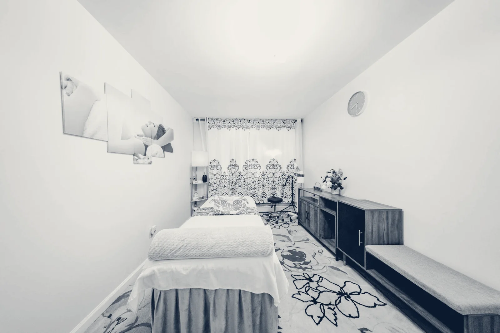Mariposa Spa/ Evergreen health spa — Queens, New York