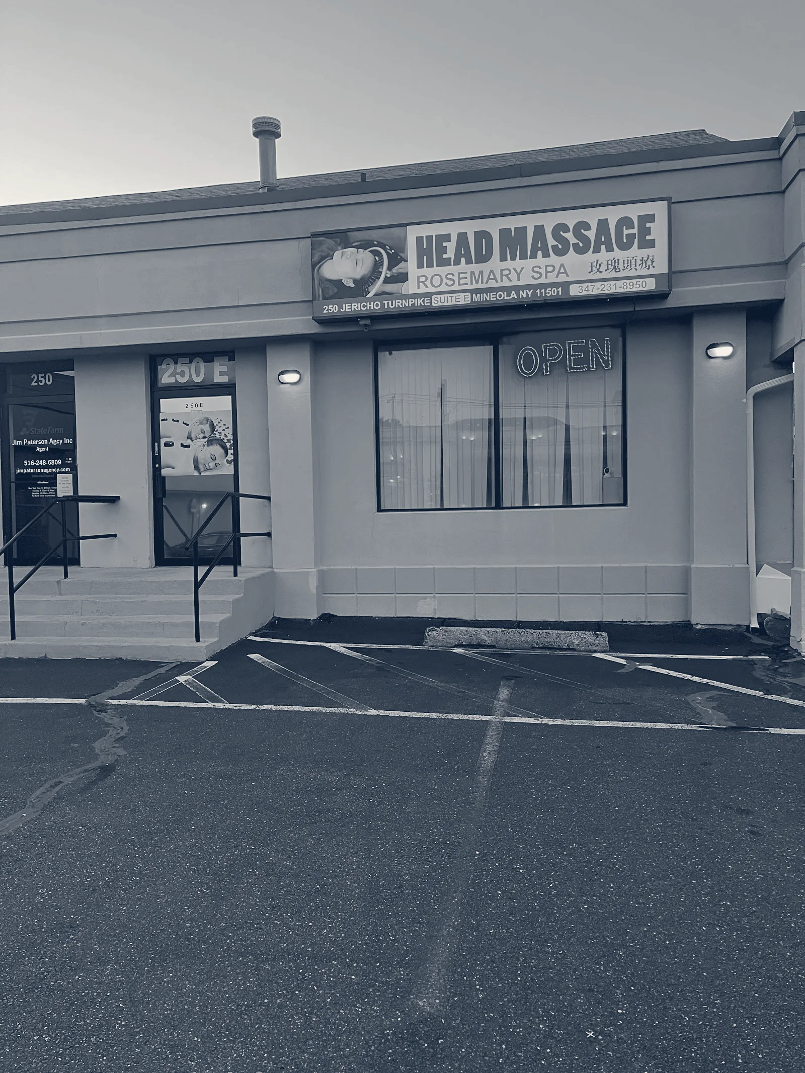 Rosemary Spa Head Massage — Mineola, New York