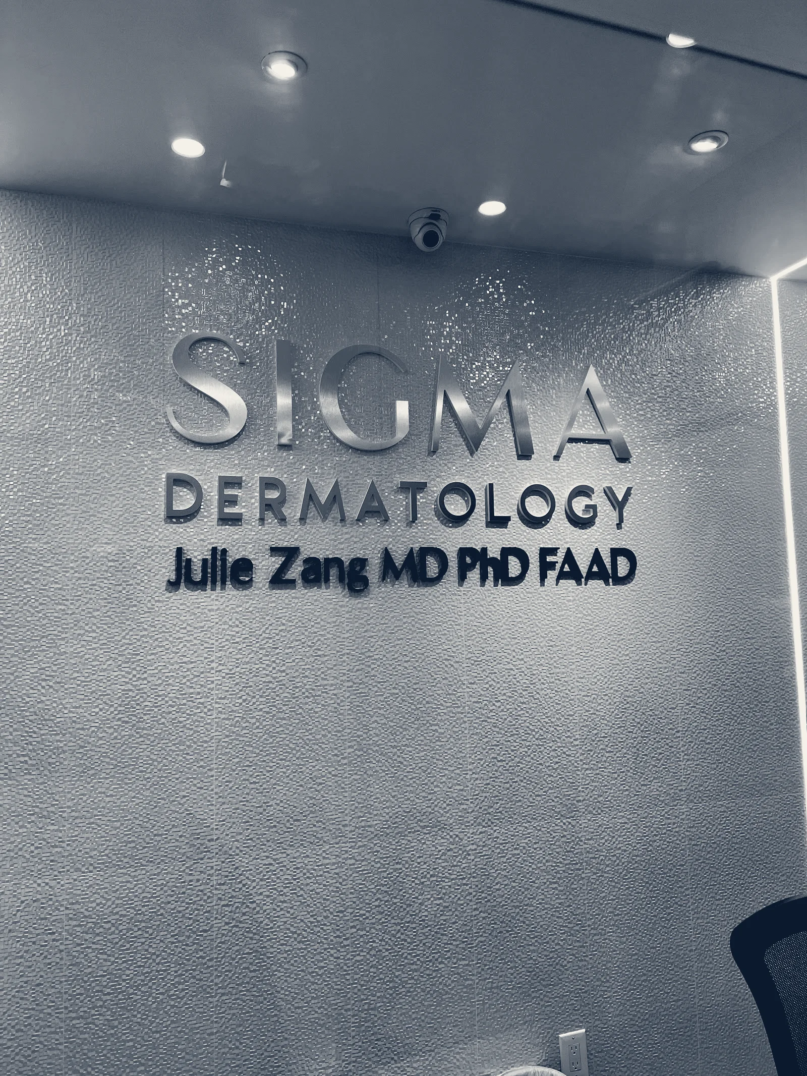 Sigma Dermatology: Julie Zang, MD PhD FAAD — Flushing, New York