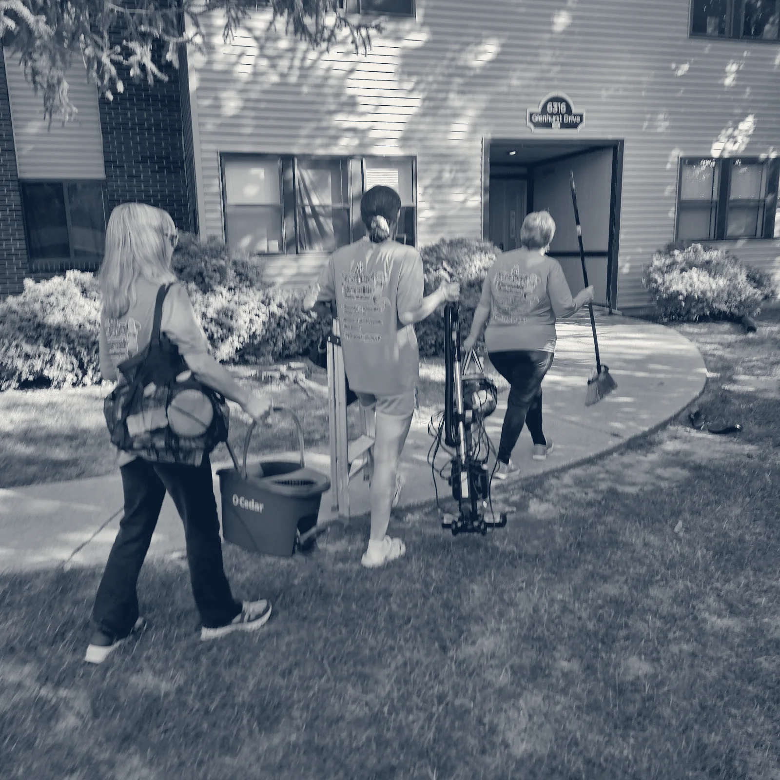 Poseidon's Mermaids Cleaning Services — Toledo, Ohio