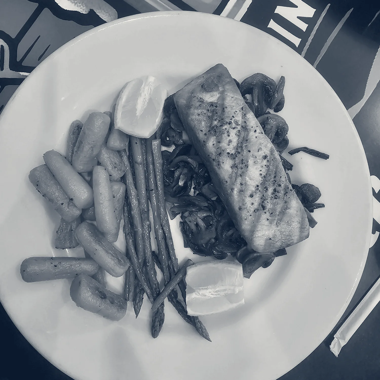 Hole in One bar and grill — Montebello, California