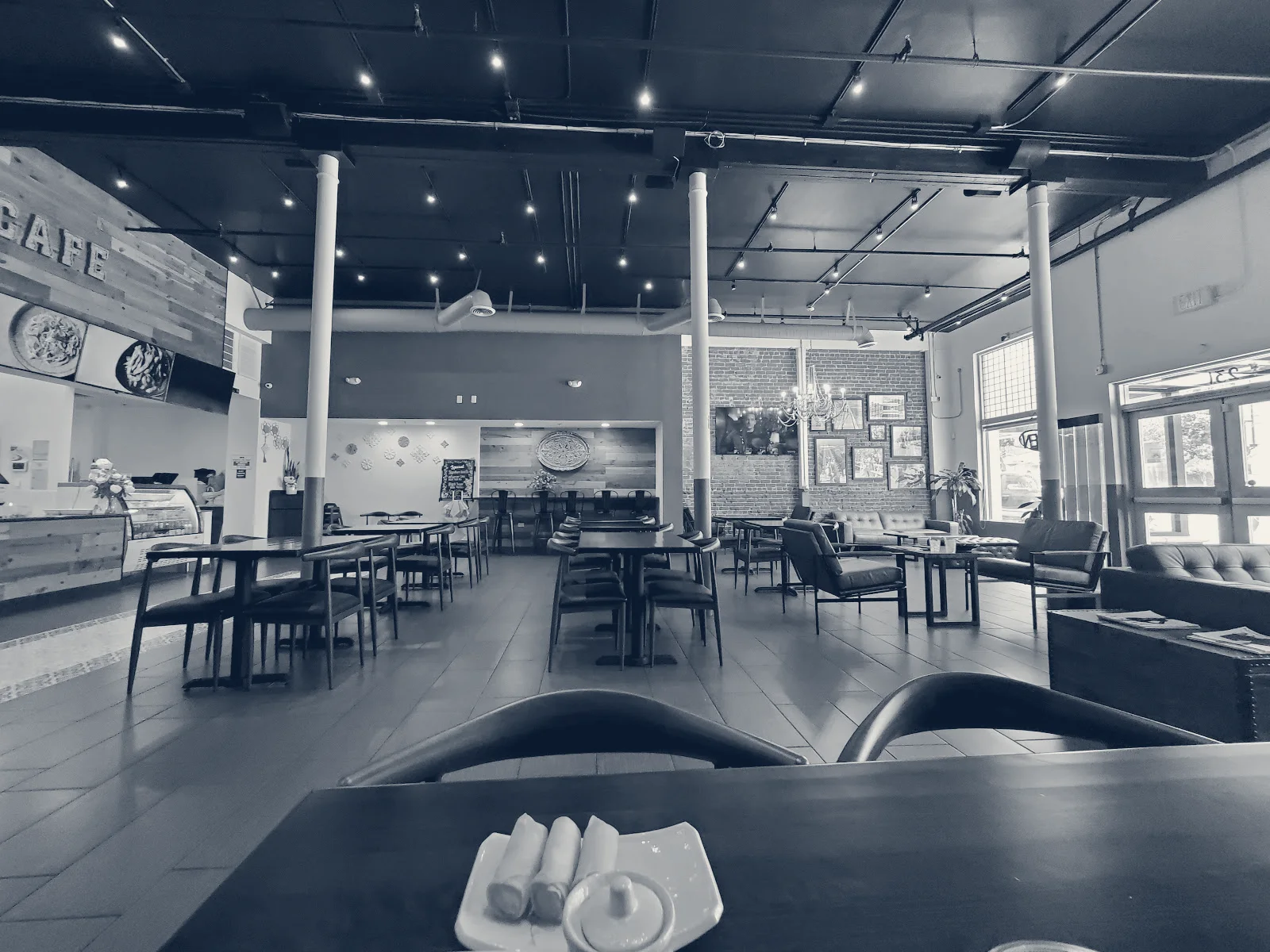 Unique Cafe Kitchen and grill — Ontario, California