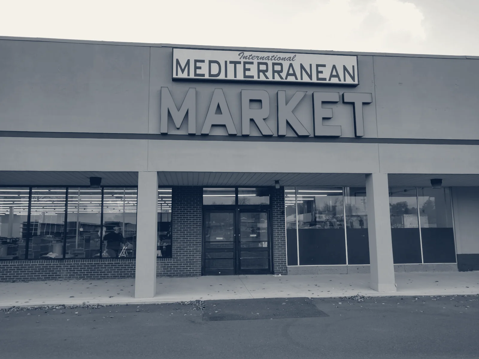 Farmington Shopping Plaza Shopping Center — Farmington, Michigan