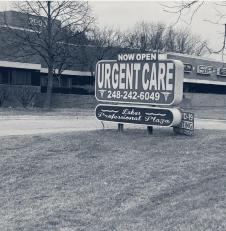 Lakes Professional Plaza — Commerce Township, Michigan