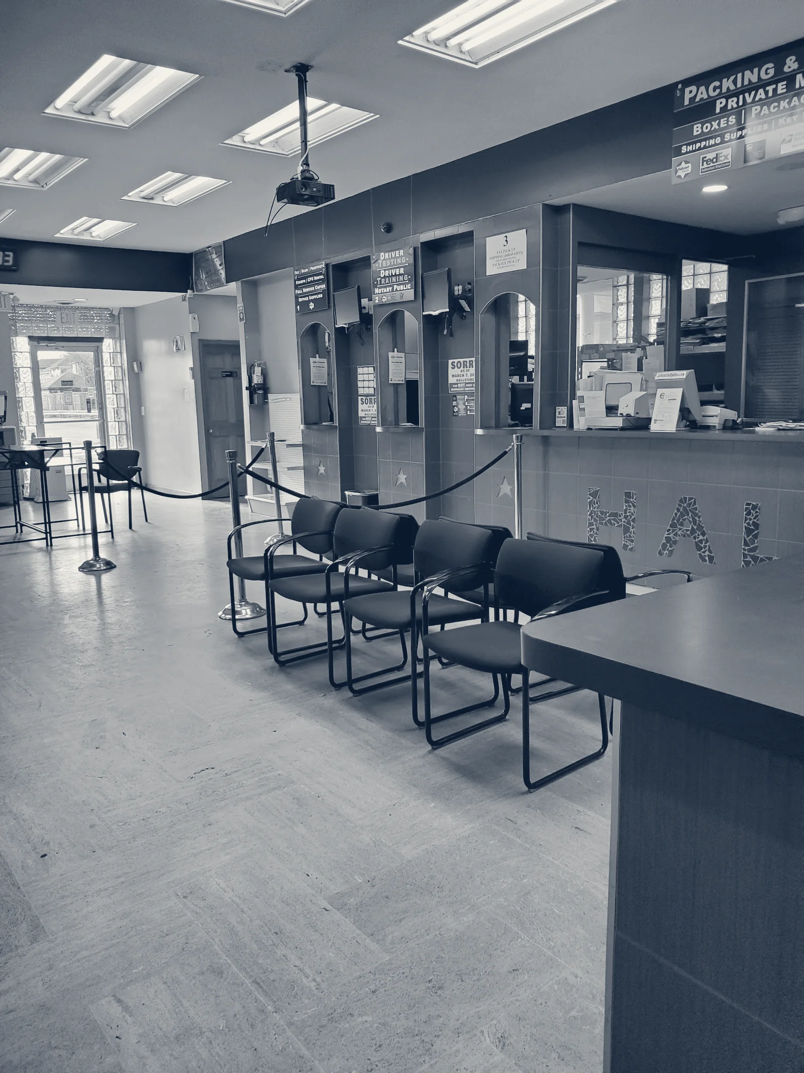 HALLSTARZ BUSINESS CENTER — Detroit, Michigan
