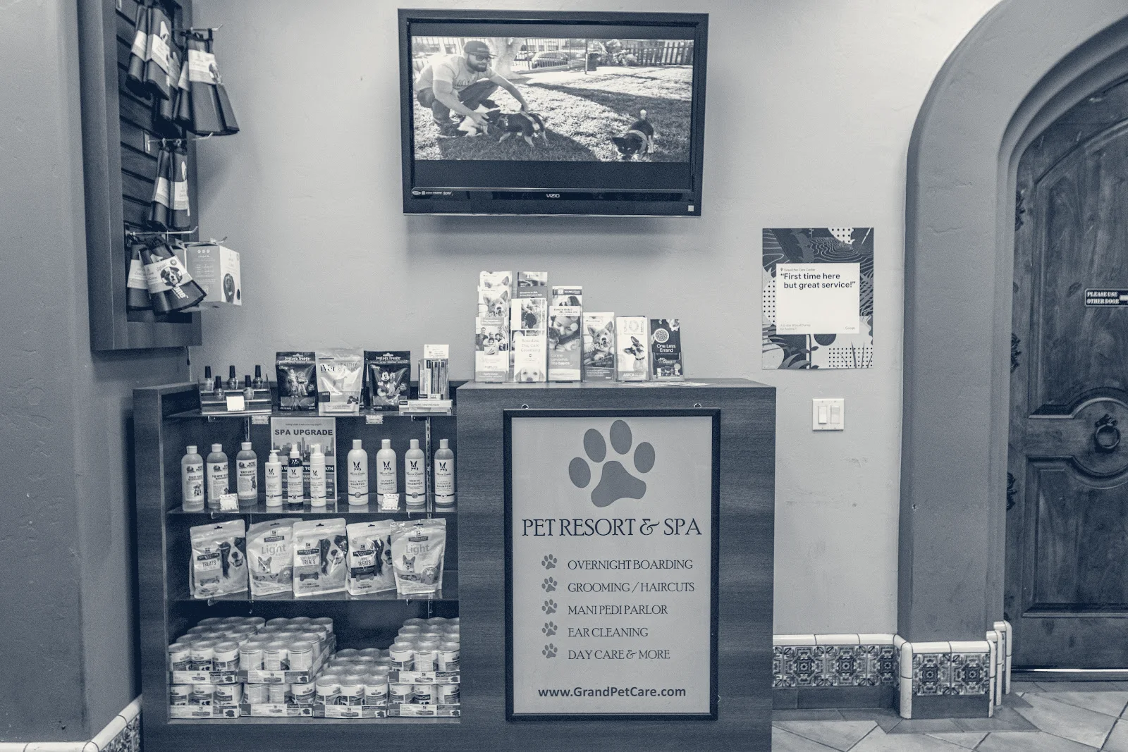 Grand Pet Care Center — Santa Ana, California