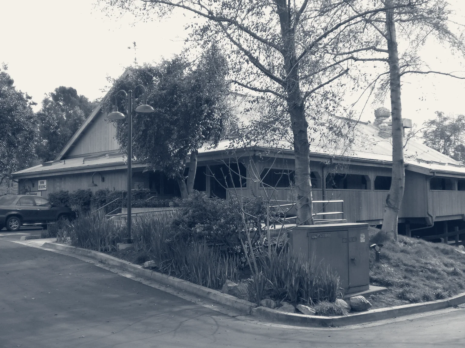 Sunnycrest Animal Care Center — Fullerton, California