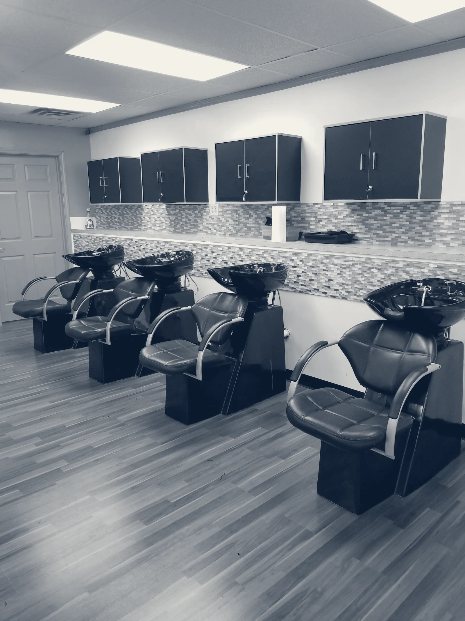 Unique Hair Gallery — Whitehall, Ohio