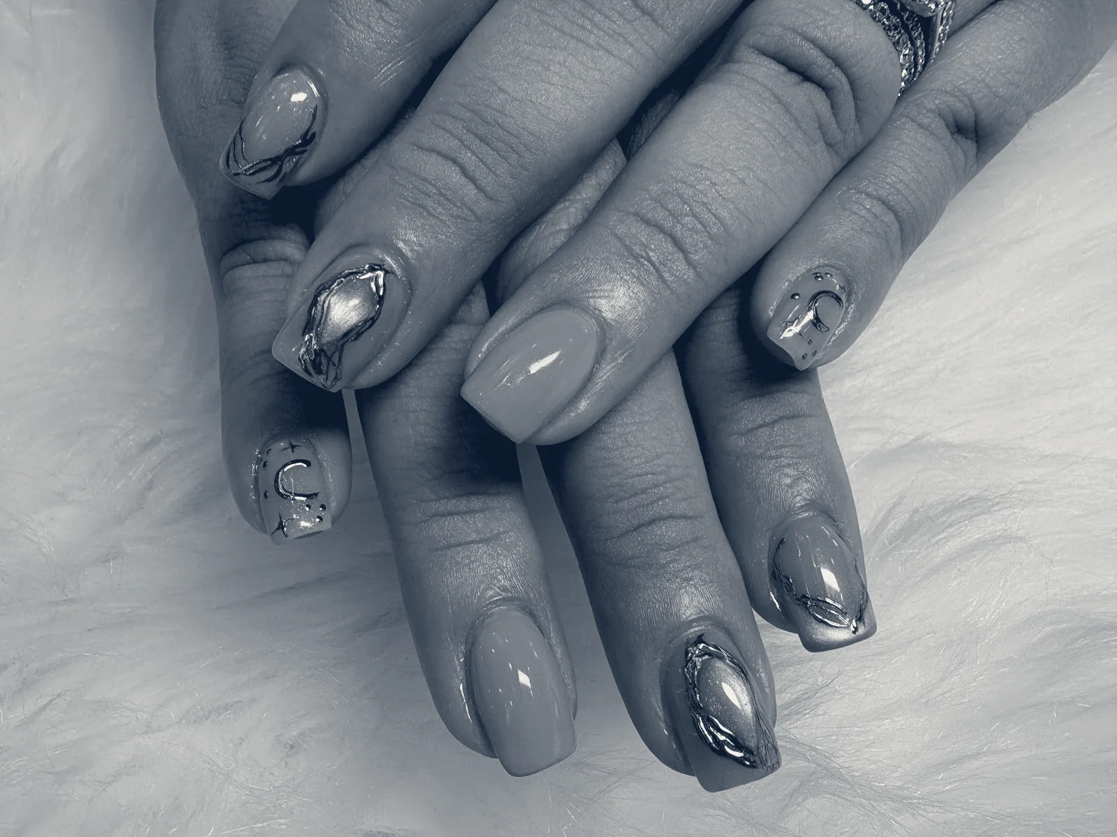Foxie Nails Lounge — Pickerington, Ohio