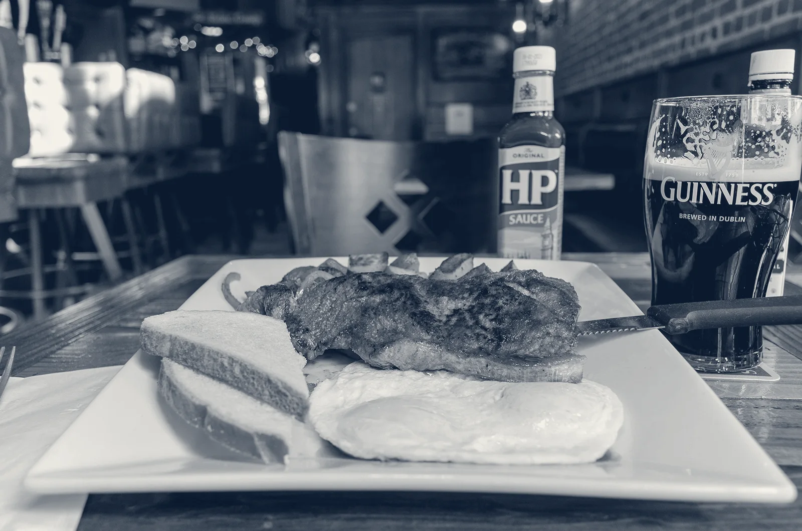 Sutter Pub & Restaurant, San Francisco, California