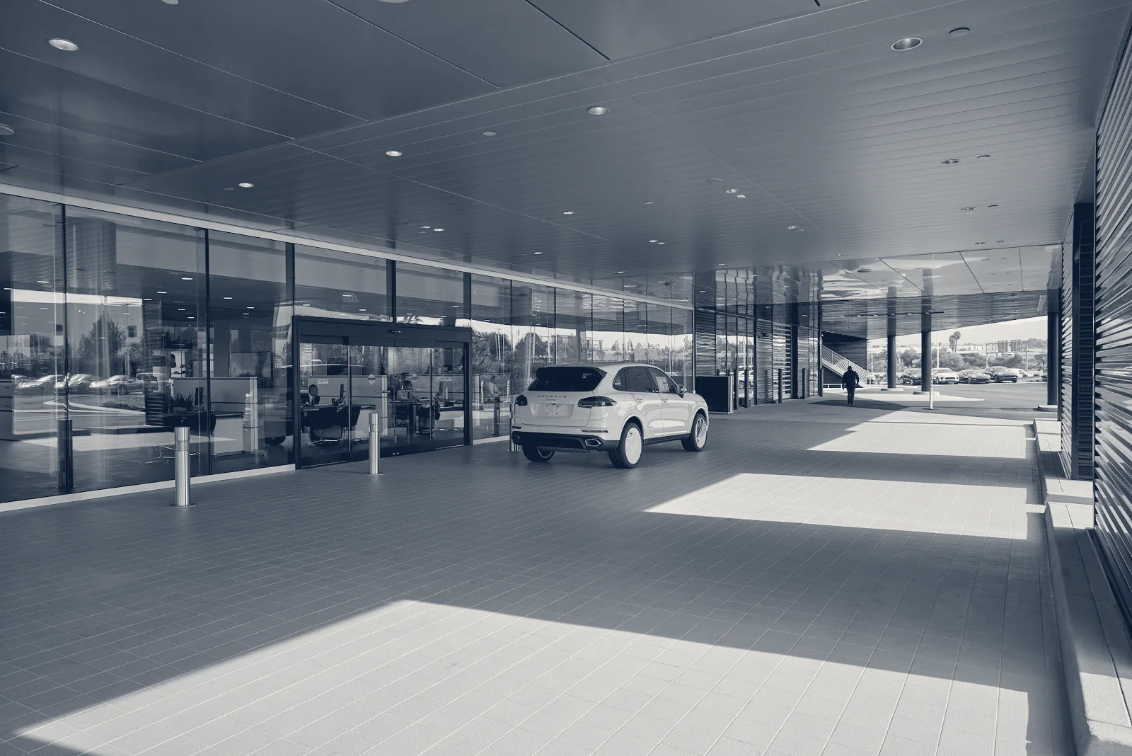 Porsche Irvine Service Center, Irvine, California