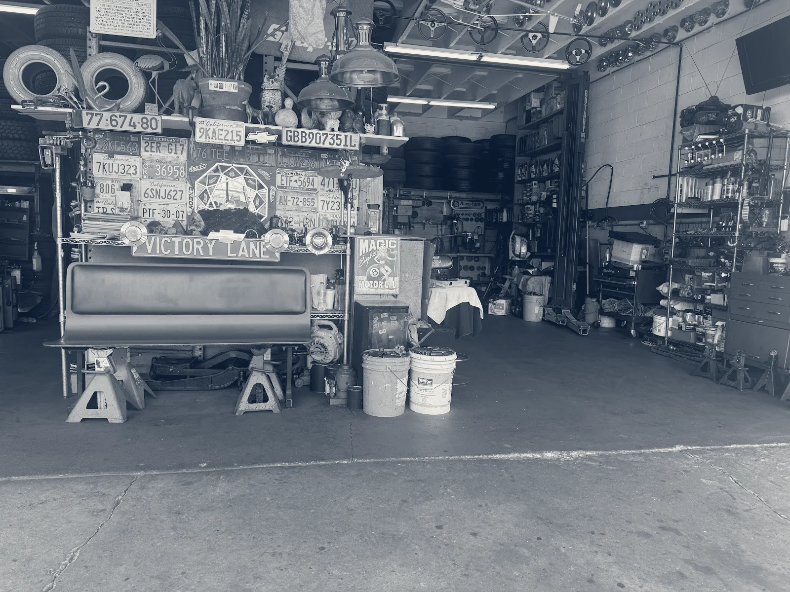 Cruz Tires & Auto Repair, Stanton, California