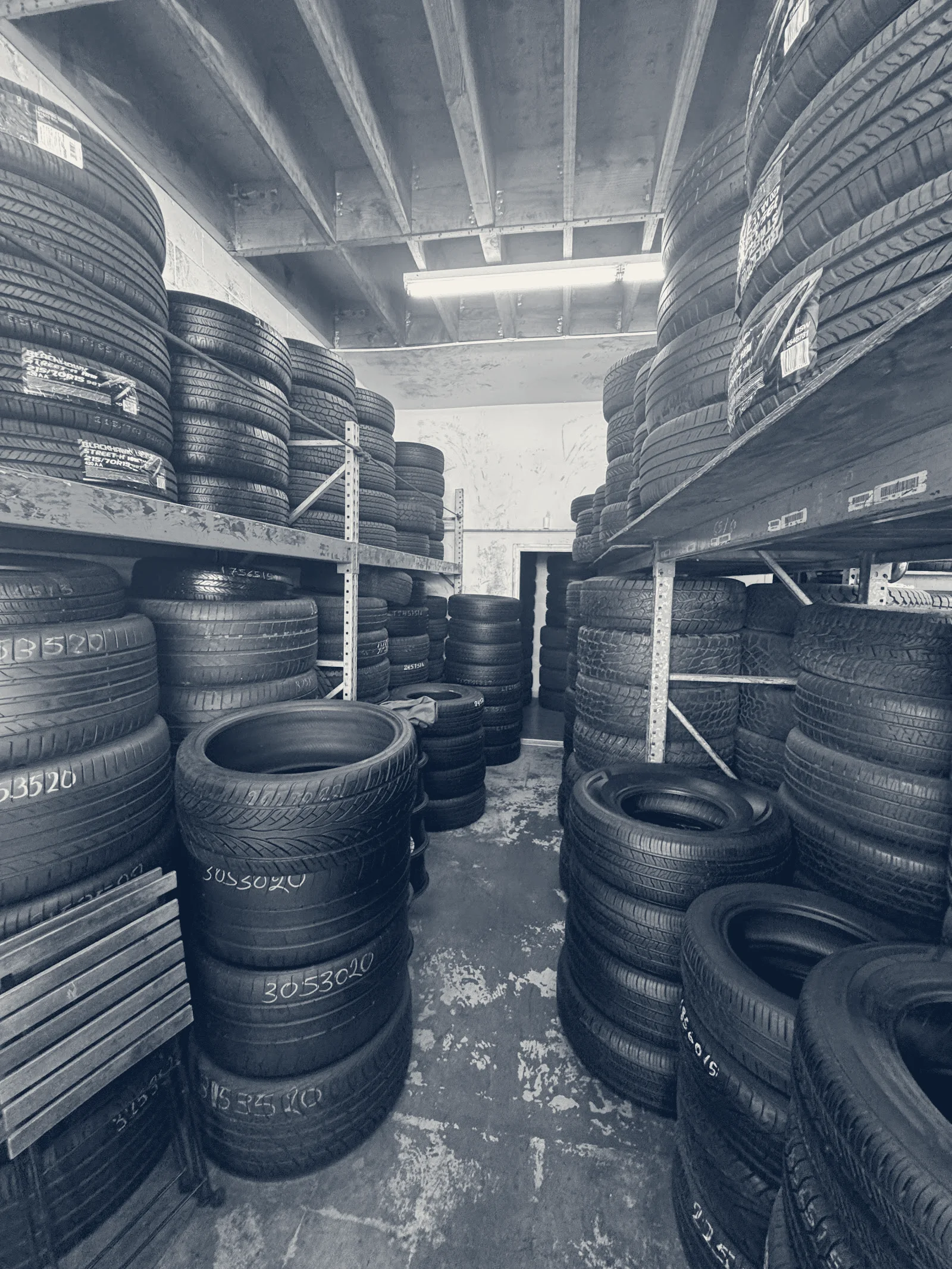 Cruz Tires & Auto Repair, Stanton, California
