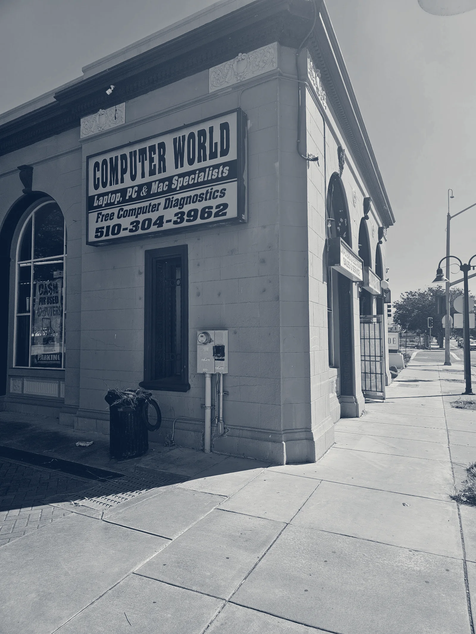 COMPUTER WORLD - FREMONT BRANCH, Fremont, California