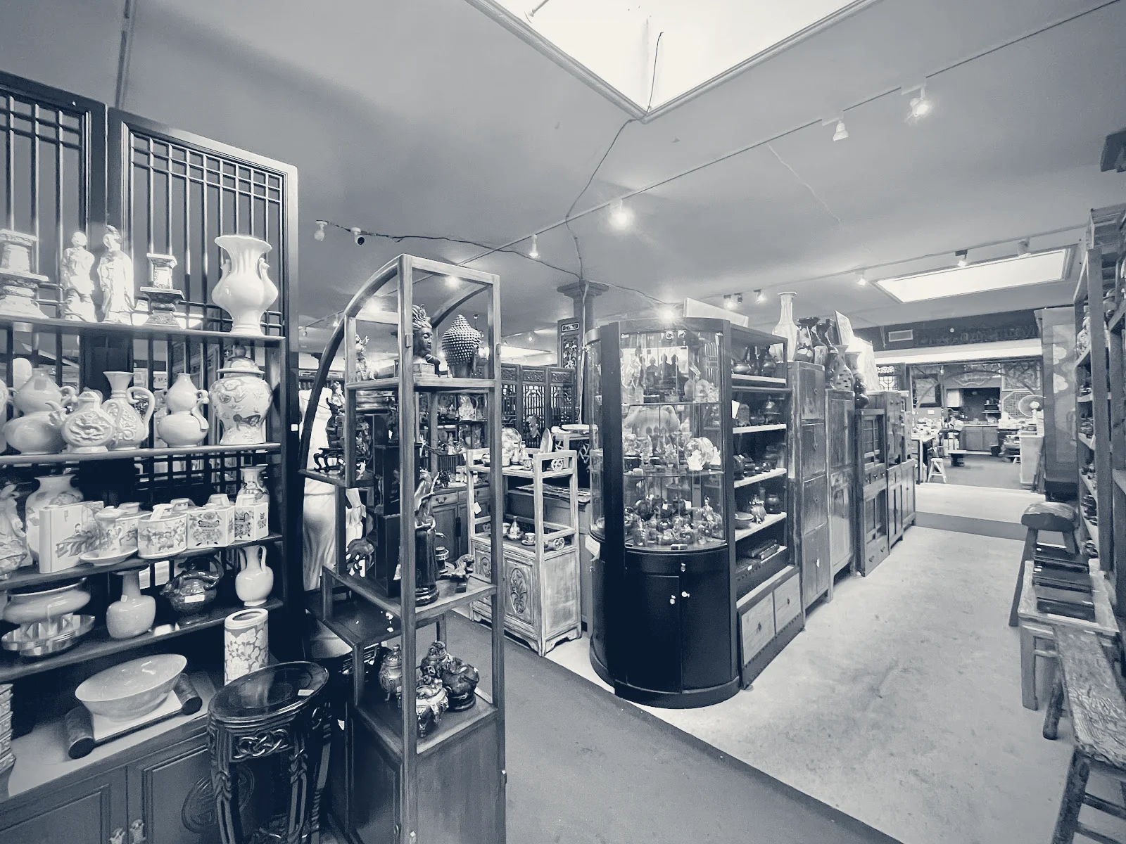 Golden Lotus Antique, San Mateo, California