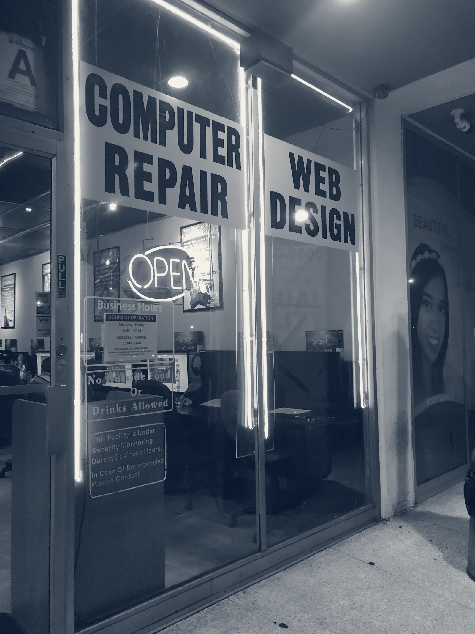 Planet Cyber - Computer Repair, Internet Cafe, Web Design, Canoga Park, California