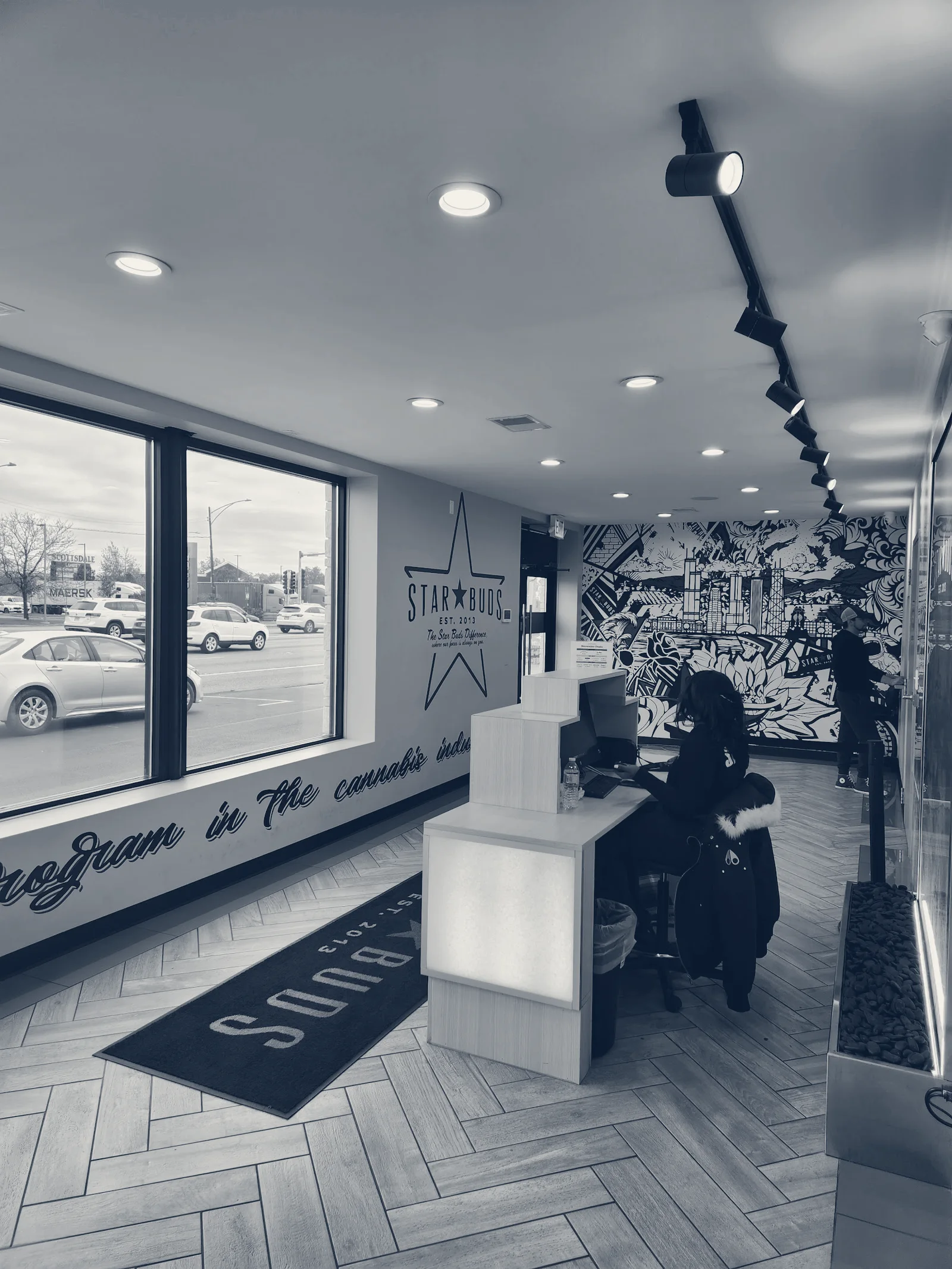 Star Buds Cannabis Dispensary Burbank, Burbank, Illinois