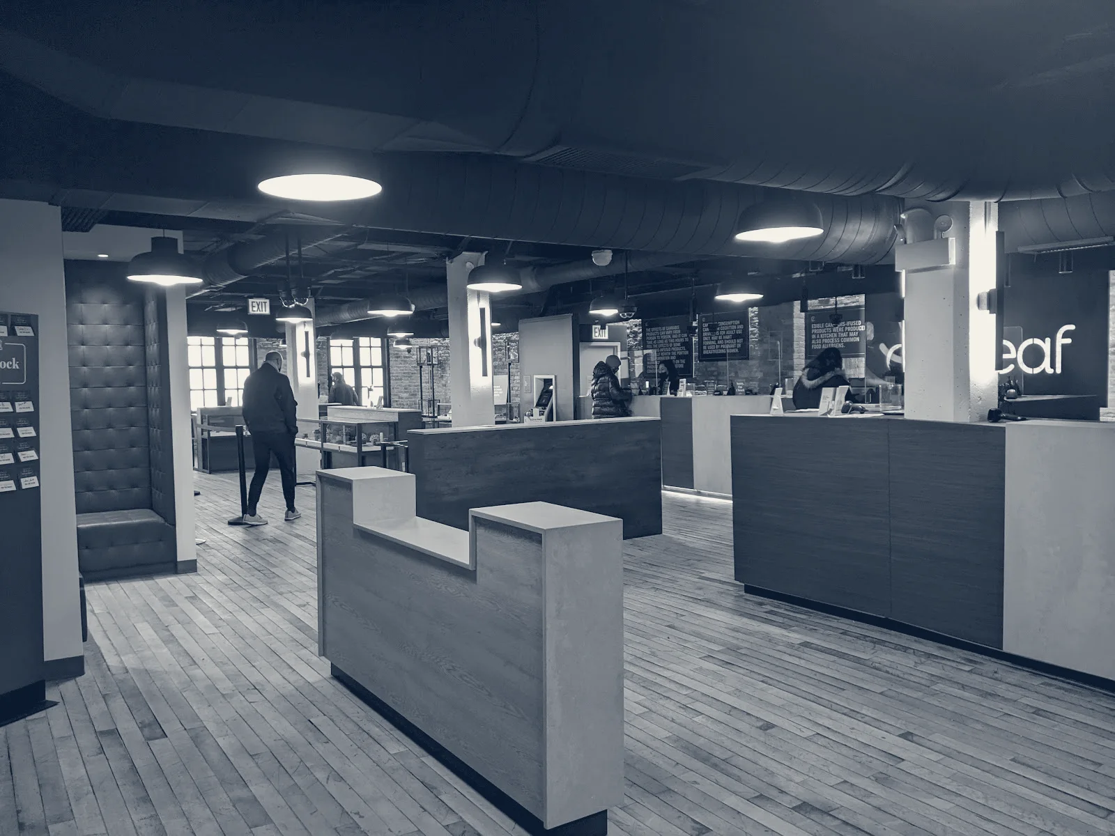 Curaleaf Dispensary on Weed Street, Chicago IL, Chicago, Illinois